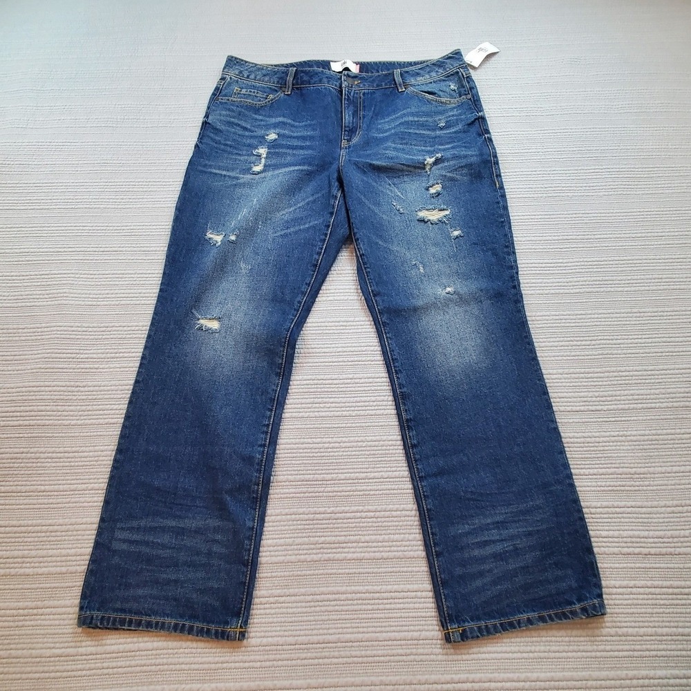 Womens NWT Cabi 100% Cotton Jeans Distressed Medium Wash Denim Straight 16